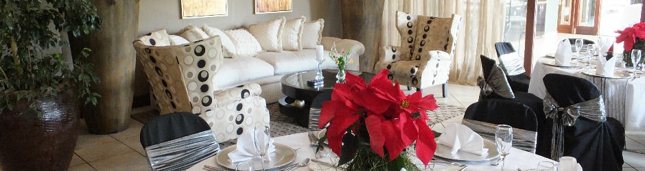 Lounge and dining area at Witwater Guest House